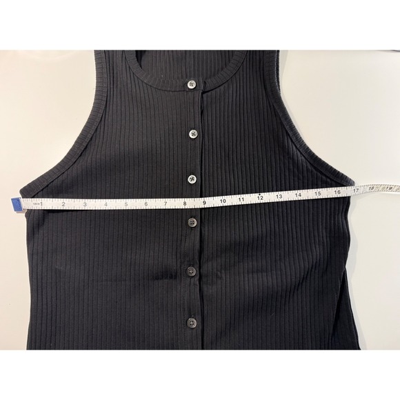 Old Navy Black Basic Ribbed Knit Button Front Sleeveless Tank Top Women's Medium - Picture 5 of 6